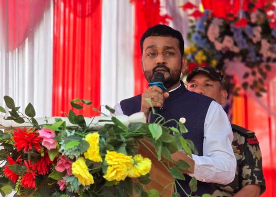 अधुरा खानेपानी आयोजनाहरू सम्पन्न गर्न मन्त्रालय प्रतिबद्ध छ :  मन्त्री प्रदीप यादव