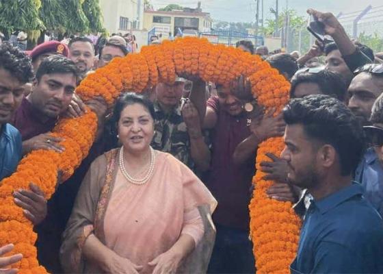 मधेसमा पनि ‘स्पेस’ बढाउँदै विद्या भण्डारी