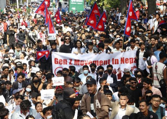 आतुर पुस्ताको दिशाहीनता आतुर पुस्ताको दिशाहीनता