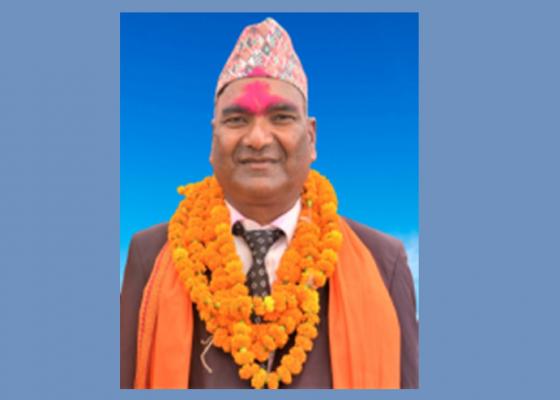 चुनावमा परिचालित सेना, प्रहरीबाट पालिकाको बजेट लुटिने त्रासले बैंकखाता रोक्का गरेको मेयर महतोको भनाई