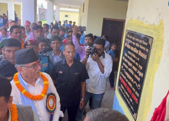 संकटका बेला पहाड र मधेश एकअर्कालाई सहयोगर्ने हाम्रो संस्कृत हो : संयोजक प्रचण्ड 