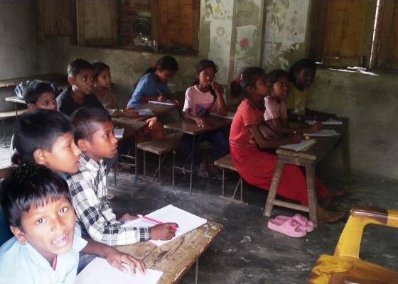 नरहा गाउँपालिकामा बजेट आएको चार वर्ष वित्यो, अझै बनेन विद्यालय भवन नरहा गाउँपालिकामा बजेट आएको चार वर्ष वित्यो, अझै बनेन विद्यालय भवन